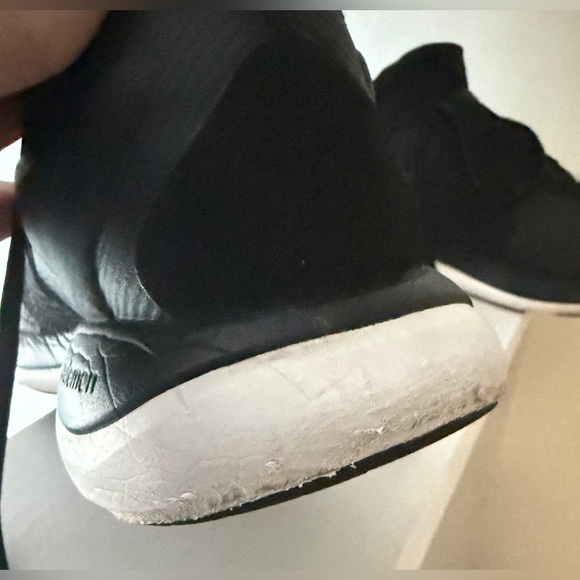 Lululemon Women’s Chargeful 2 Mid Workout Athletic Sneakers - Picture 16 of 16